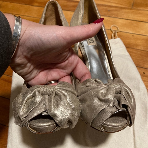 Badgley Mischka Wilda brushed suede heels - Picture 7 of 8